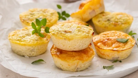 Ako vam je dosadila kajgana doručkujte mafine sa jajima: Puni proteina i brzi