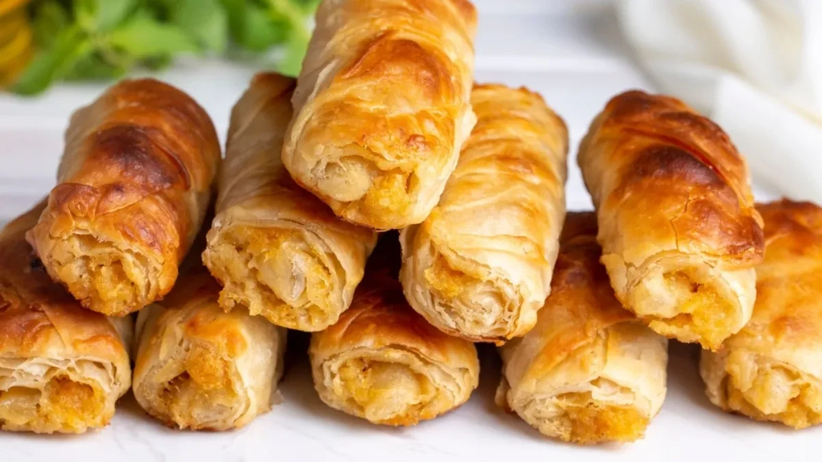 Bakina krompiruša sa jajima zbog koje unuci trče ranije kući: Prava domaća pita