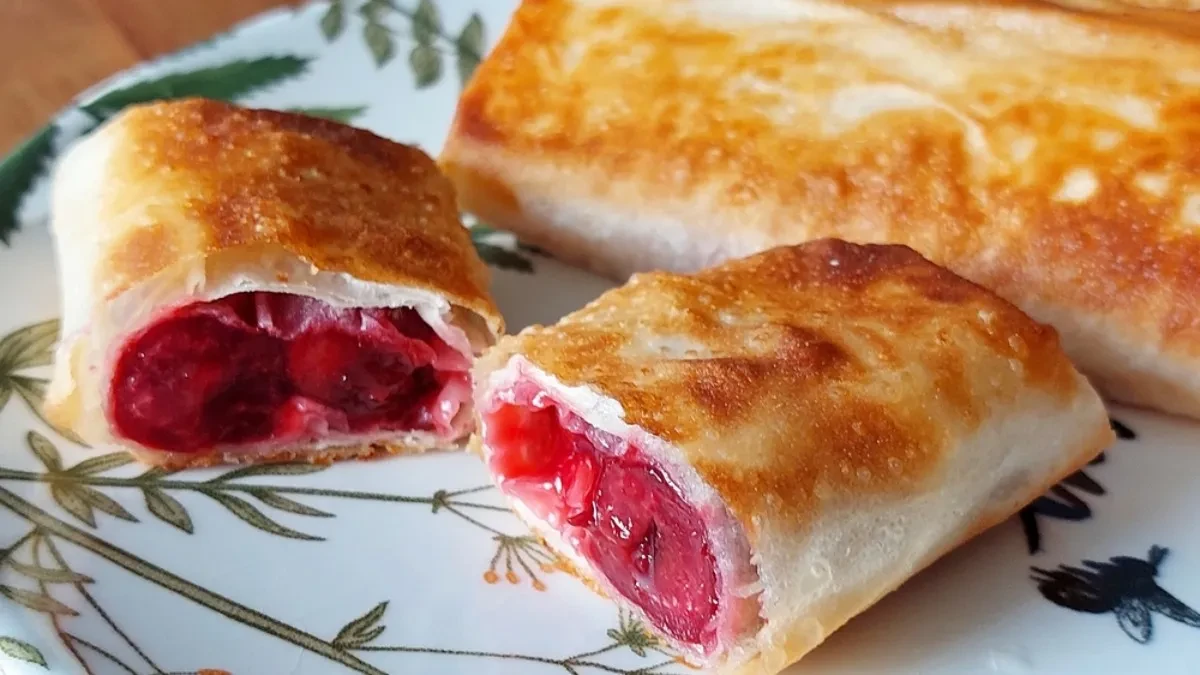Hrskava pita sa višnjama ukusom topi i srca i nepca: Bolje nema