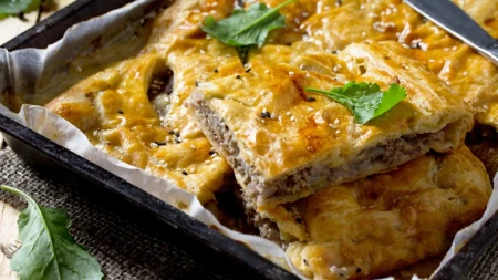Pita sa mesom savršena za doručak ili večeru: Samo dodajte kiselo mleko
