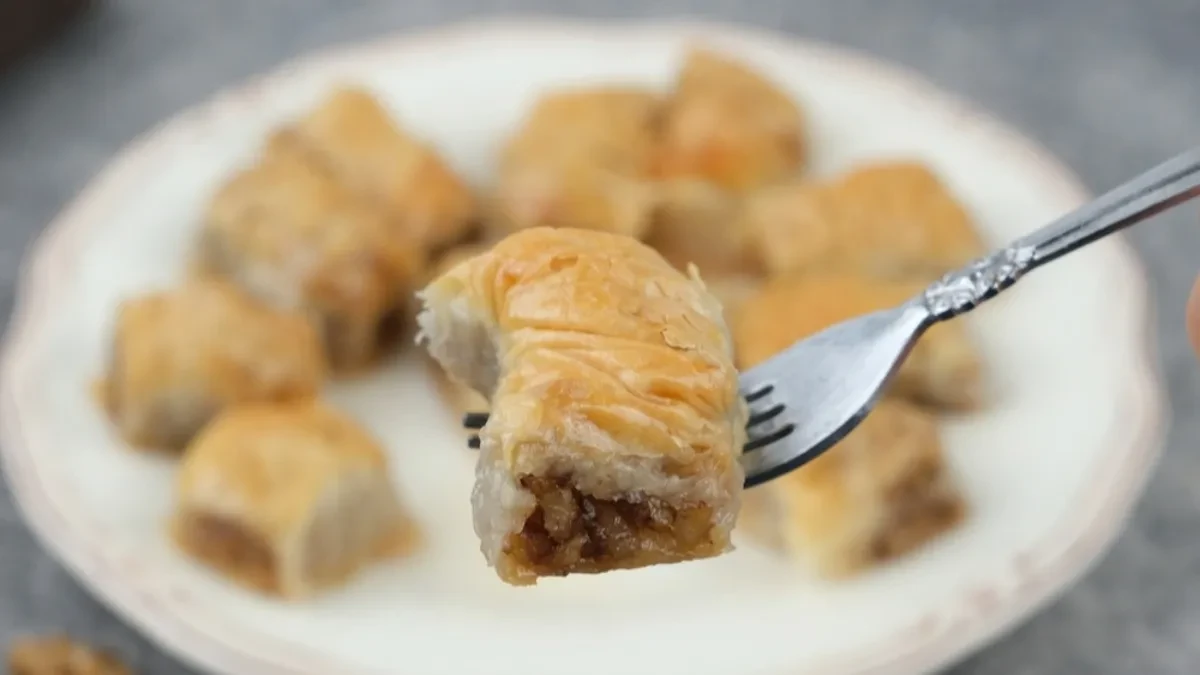 Najbolja baklava sa jabukama sočna i savršena: Prosto se topi u ustima
