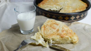 Sočna gibanica iz tiganja nikad hrskavija: Savršena za doručak ili večeru