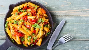 Mirisna pasta sa paprikama donosi duh Italije:Gastronomski užitak u svakom zalogaju