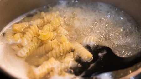 Pasta gotova za 10 minuta: Najslasniji ručak u jednoj posudi, odmah napravite duplo da ostane i za večeru