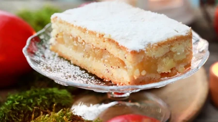 Ako imate prve jesenje jabuke, napravite starinsku pitu po ovom receptu