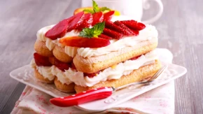 Voćni kolač sa piškotama: Sočni keks nije rezervisan samo za tiramisu