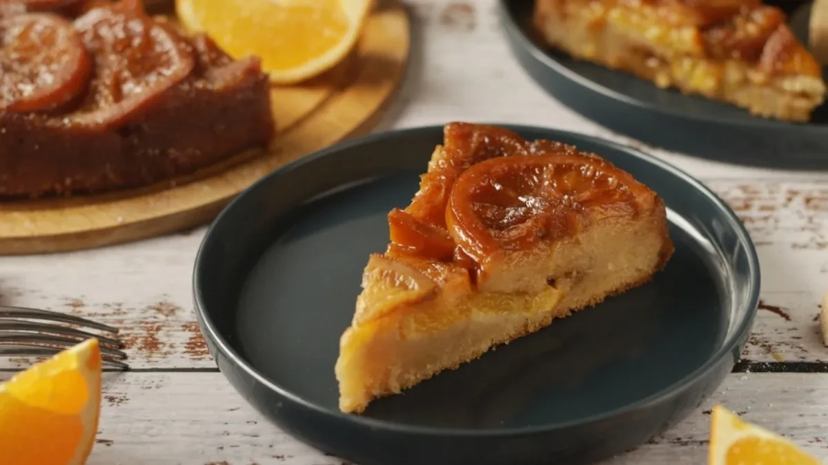 Sočni kolač sa glazurom od pomorandže: Raskošan desert 