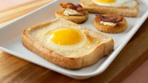 Tost sa jajem u sredini: Brz i ukusan recept, a izgleda profesionalno